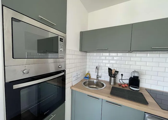 Neuf Avec Terrasse Sur Et Garage A - Fr-1-494-207 아파트 로양